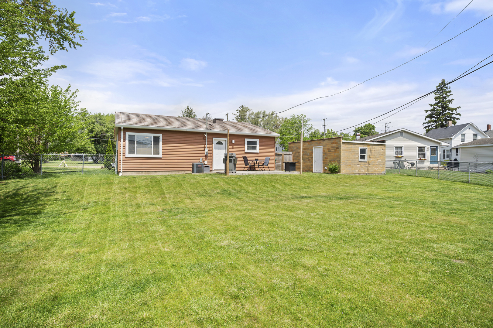 942 DeKalb Avenue