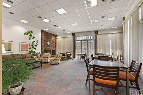 Tiny photo for 925 SPRINGHILL Drive #202, Northbrook, IL 60062 (MLS # 12666474)