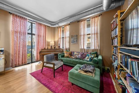 Tiny photo for 4011 N Francisco Avenue #101, Chicago, IL 60618 (MLS # 12617571)