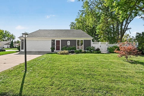 Photo of 32 Springdale Road, Montgomery, IL 60538 (MLS # 12771950)