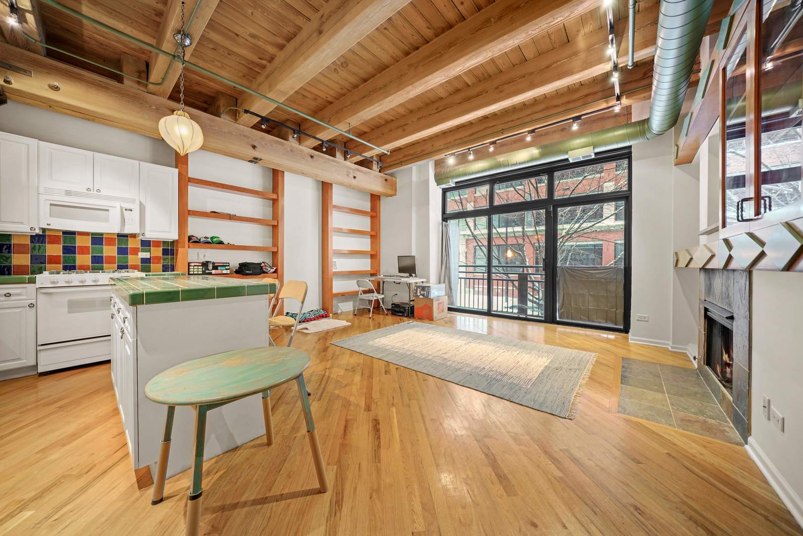 520 W Huron Street 113