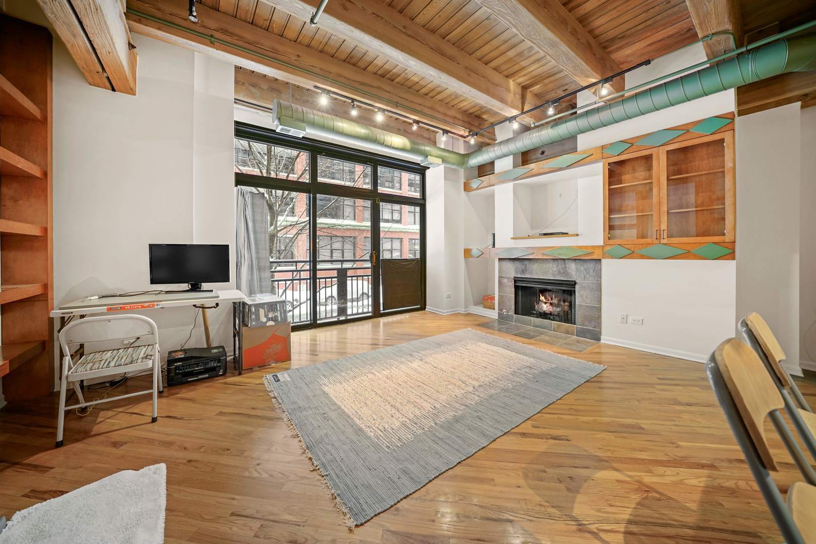 520 W Huron Street 113