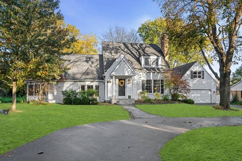 Photo of 1139 N Patton Avenue, Arlington Heights, IL 60004 (MLS # 12795804)