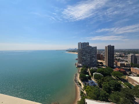 Tiny photo for 6301 N Sheridan Road #24E, Chicago, IL 60660 (MLS # 12720280)