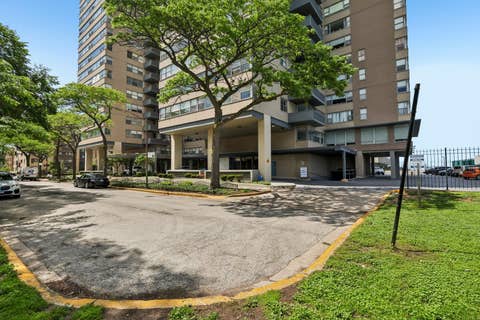 Tiny photo for 6301 N Sheridan Road #24E, Chicago, IL 60660 (MLS # 12720280)