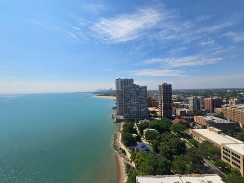 Tiny photo for 6301 N Sheridan Road #24E, Chicago, IL 60660 (MLS # 12720280)