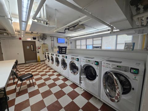 Tiny photo for 6301 N Sheridan Road #24E, Chicago, IL 60660 (MLS # 12720280)