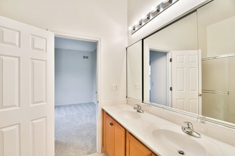 Tiny photo for 19 EAGLE RIDGE Drive, Hawthorn Woods, IL 60047 (MLS # 12773415)