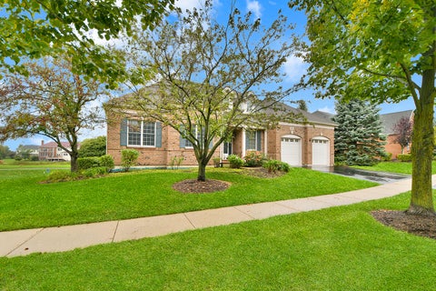 Tiny photo for 19 EAGLE RIDGE Drive, Hawthorn Woods, IL 60047 (MLS # 12773415)