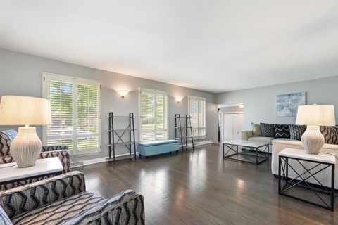 Tiny photo for 1344 Heather Hill Crescent Cres, Flossmoor, IL 60422 (MLS # 12464287)