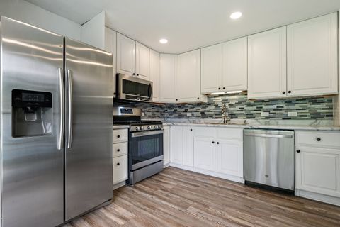 Tiny photo for 1344 Heather Hill Crescent Cres, Flossmoor, IL 60422 (MLS # 12464287)