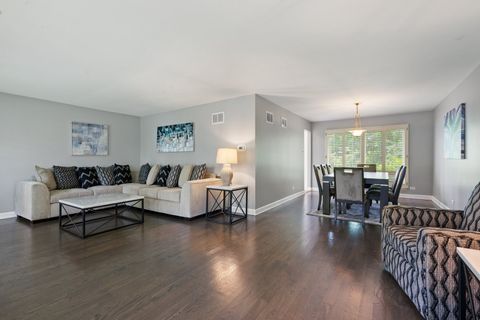 Tiny photo for 1344 Heather Hill Crescent Cres, Flossmoor, IL 60422 (MLS # 12464287)