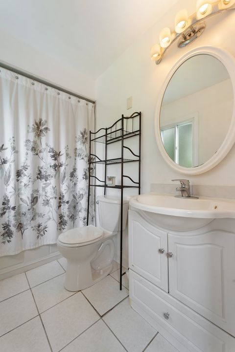 Tiny photo for 1344 Heather Hill Crescent Cres, Flossmoor, IL 60422 (MLS # 12464287)