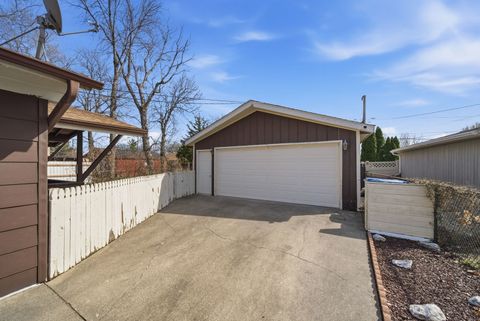 Tiny photo for 5017 W 101st Street, Oak Lawn, IL 60453 (MLS # 12512963)