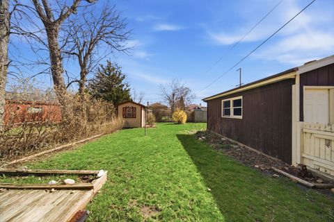 Tiny photo for 5017 W 101st Street, Oak Lawn, IL 60453 (MLS # 12512963)