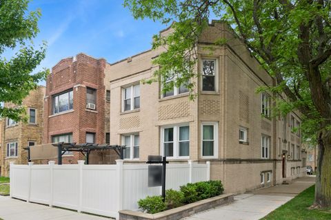 5055 N California Avenue 1S Chicago IL 60625