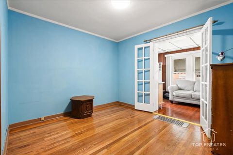 Tiny photo for 4641 S TRUMBULL Avenue, Chicago, IL 60632 (MLS # 12511262)