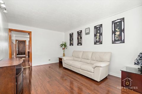 Tiny photo for 4641 S TRUMBULL Avenue, Chicago, IL 60632 (MLS # 12511262)