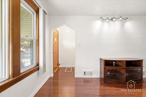 Tiny photo for 4641 S TRUMBULL Avenue, Chicago, IL 60632 (MLS # 12511262)