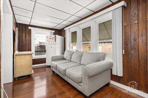 Tiny photo for 4641 S TRUMBULL Avenue, Chicago, IL 60632 (MLS # 12511262)