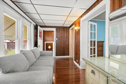 Tiny photo for 4641 S TRUMBULL Avenue, Chicago, IL 60632 (MLS # 12511262)