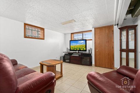 Tiny photo for 4641 S TRUMBULL Avenue, Chicago, IL 60632 (MLS # 12511262)