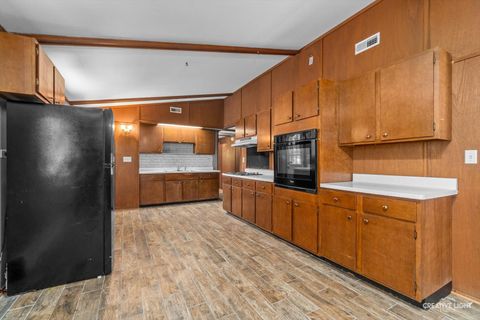 Tiny photo for 24 S Grant Street, North Aurora, IL 60542 (MLS # 12487717)