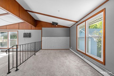 Tiny photo for 24 S Grant Street, North Aurora, IL 60542 (MLS # 12487717)