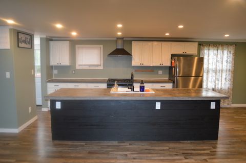 Tiny photo for 460 E Hill Street, Tiskilwa, IL 61368 (MLS # 12618263)