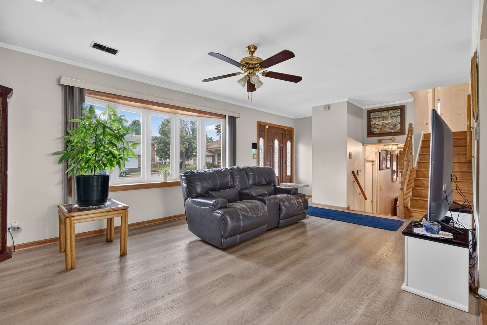 196 Sunshine Drive