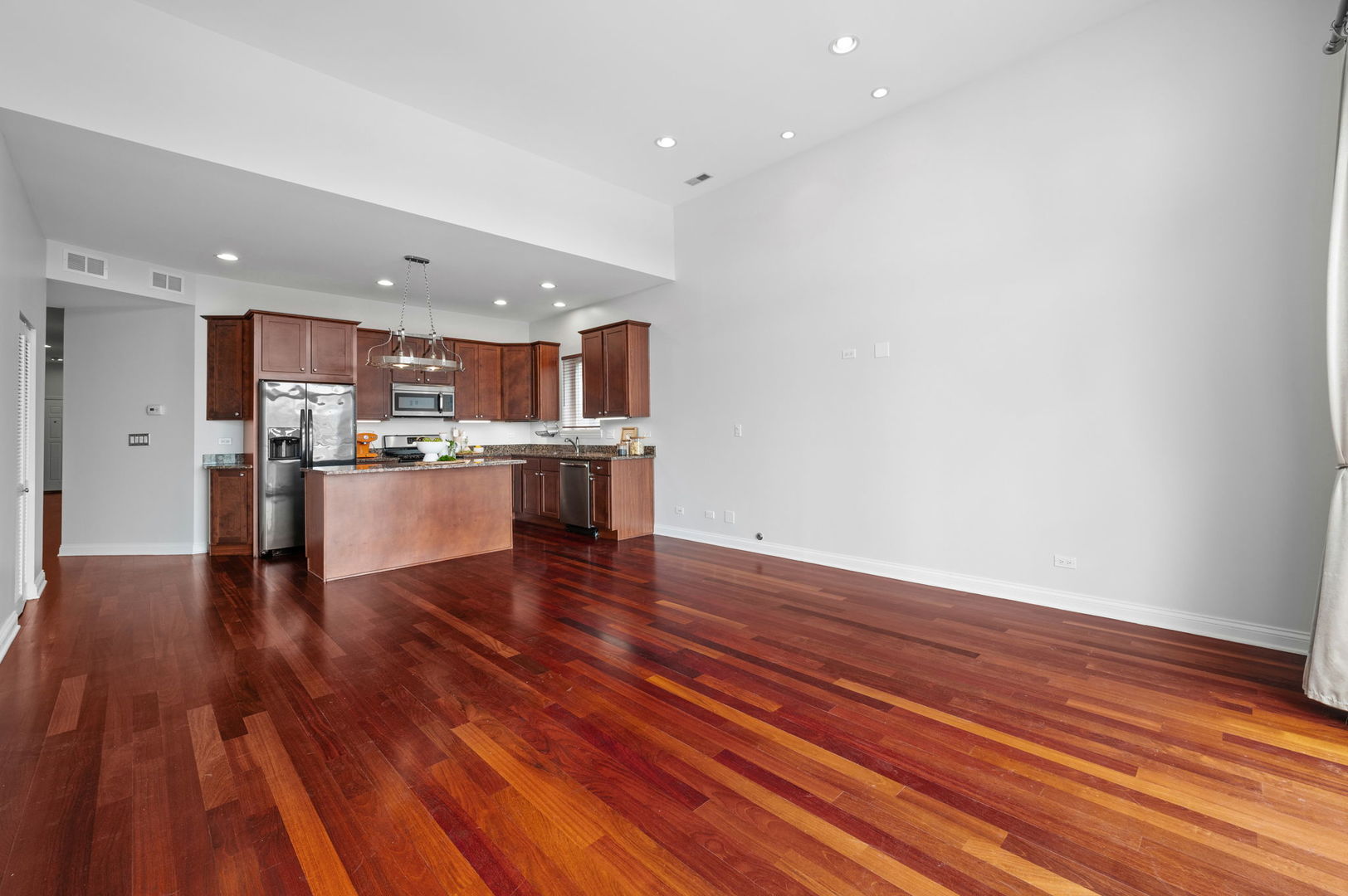 2847 N Pulaski Road 3S