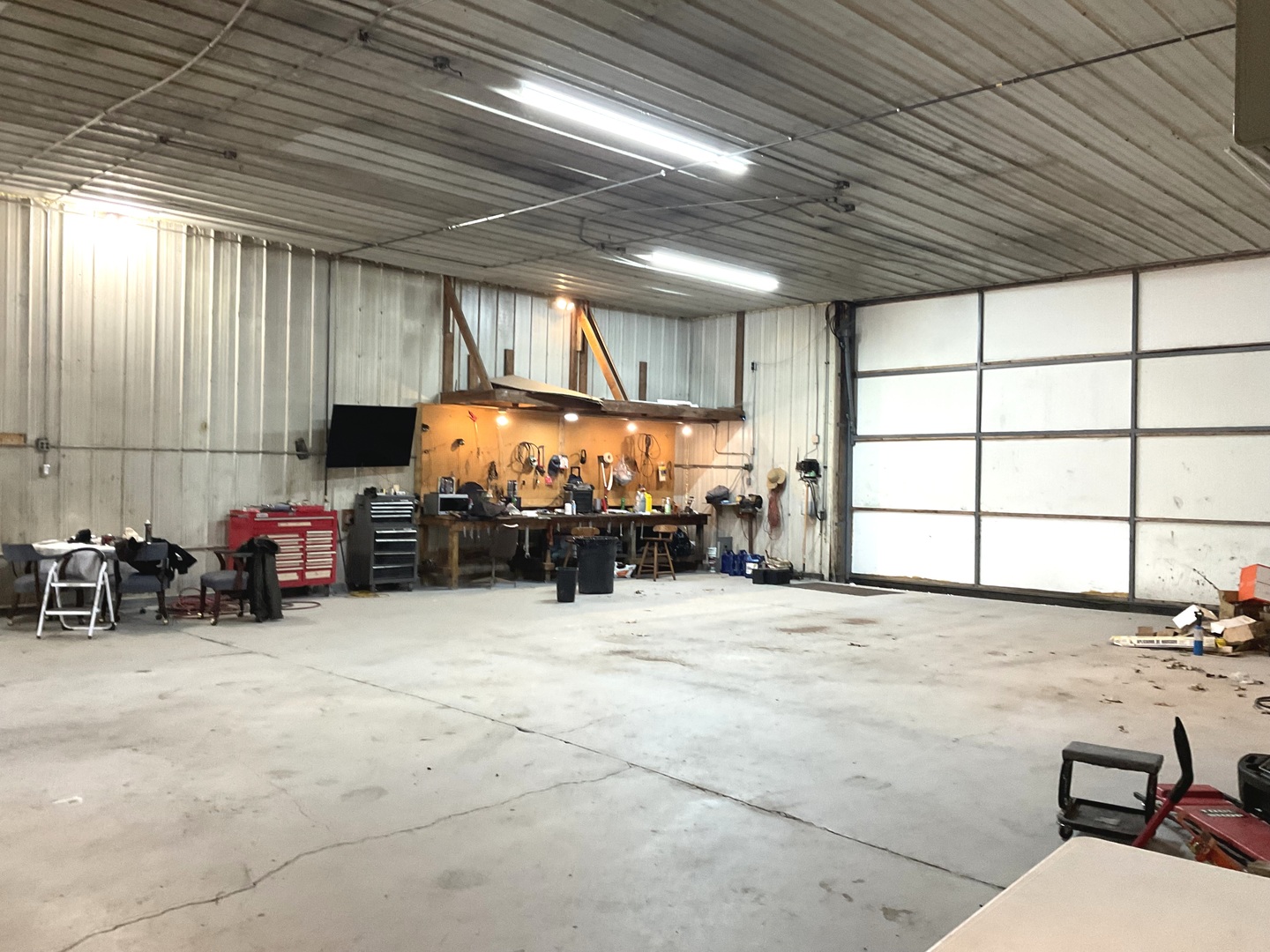 6010-6060 E. Minooka Road