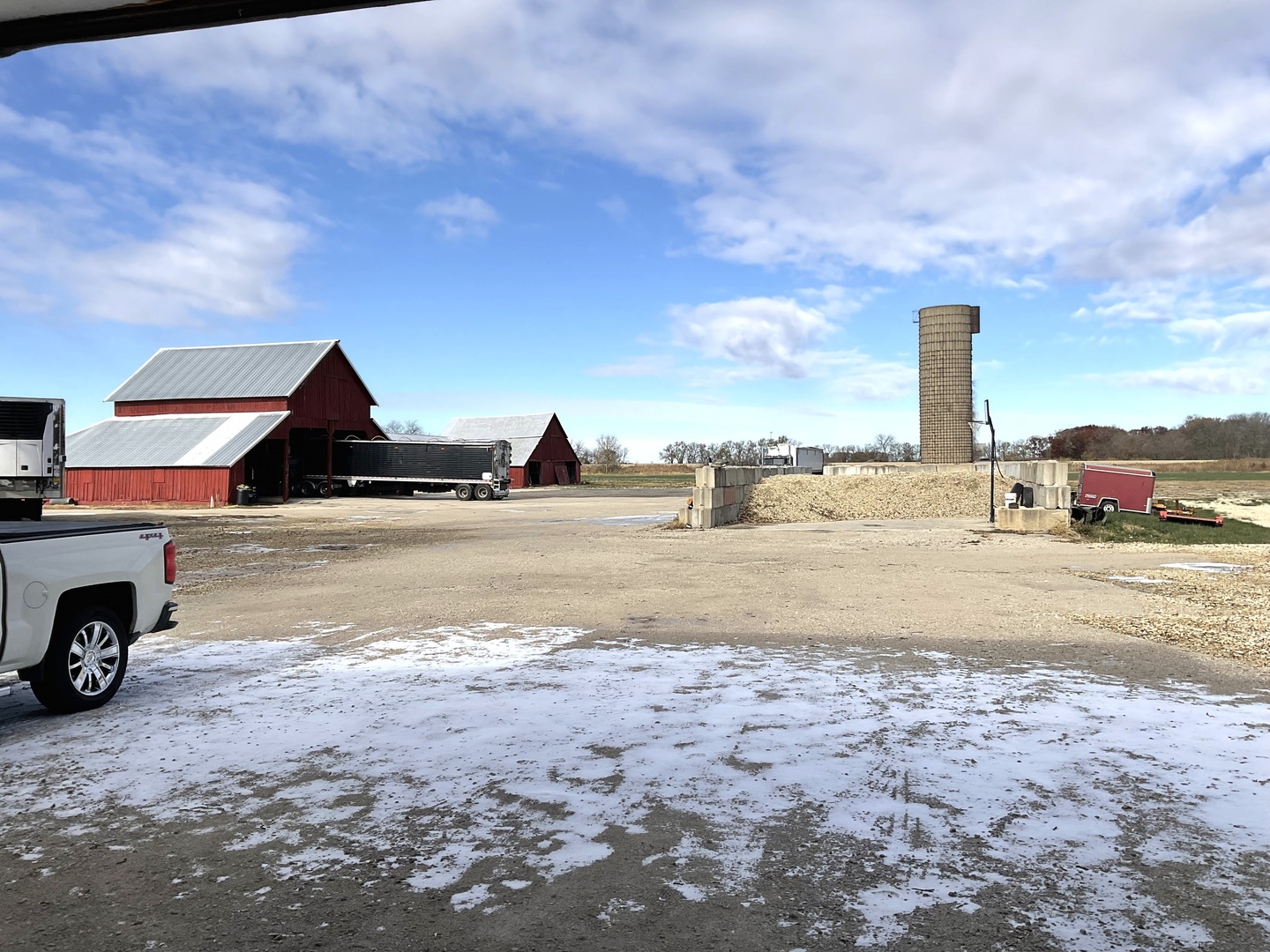 6010-6060 E. Minooka Road