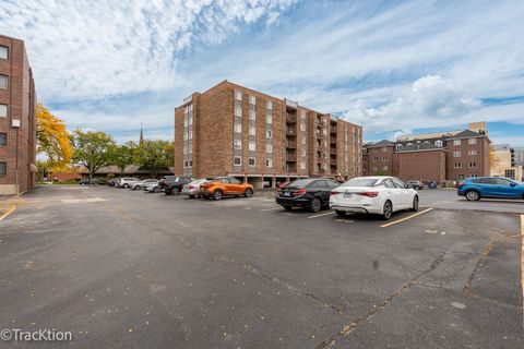 Tiny photo for 835 Pearson Street #310, Des Plaines, IL 60016 (MLS # 12503112)