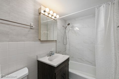 Tiny photo for 835 Pearson Street #310, Des Plaines, IL 60016 (MLS # 12503112)