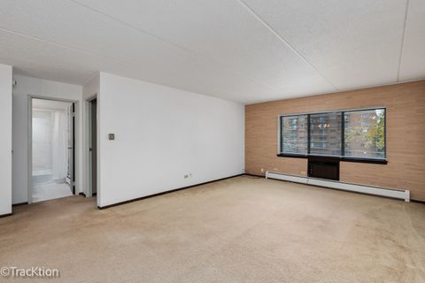 Tiny photo for 835 Pearson Street #310, Des Plaines, IL 60016 (MLS # 12503112)