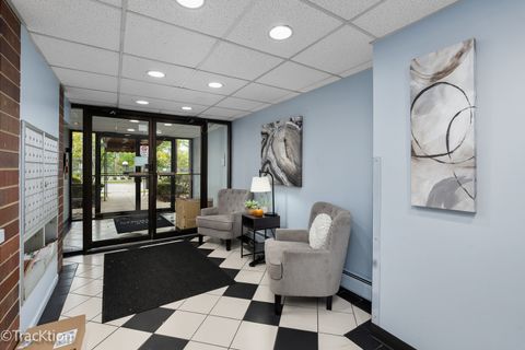 Tiny photo for 835 Pearson Street #310, Des Plaines, IL 60016 (MLS # 12503112)