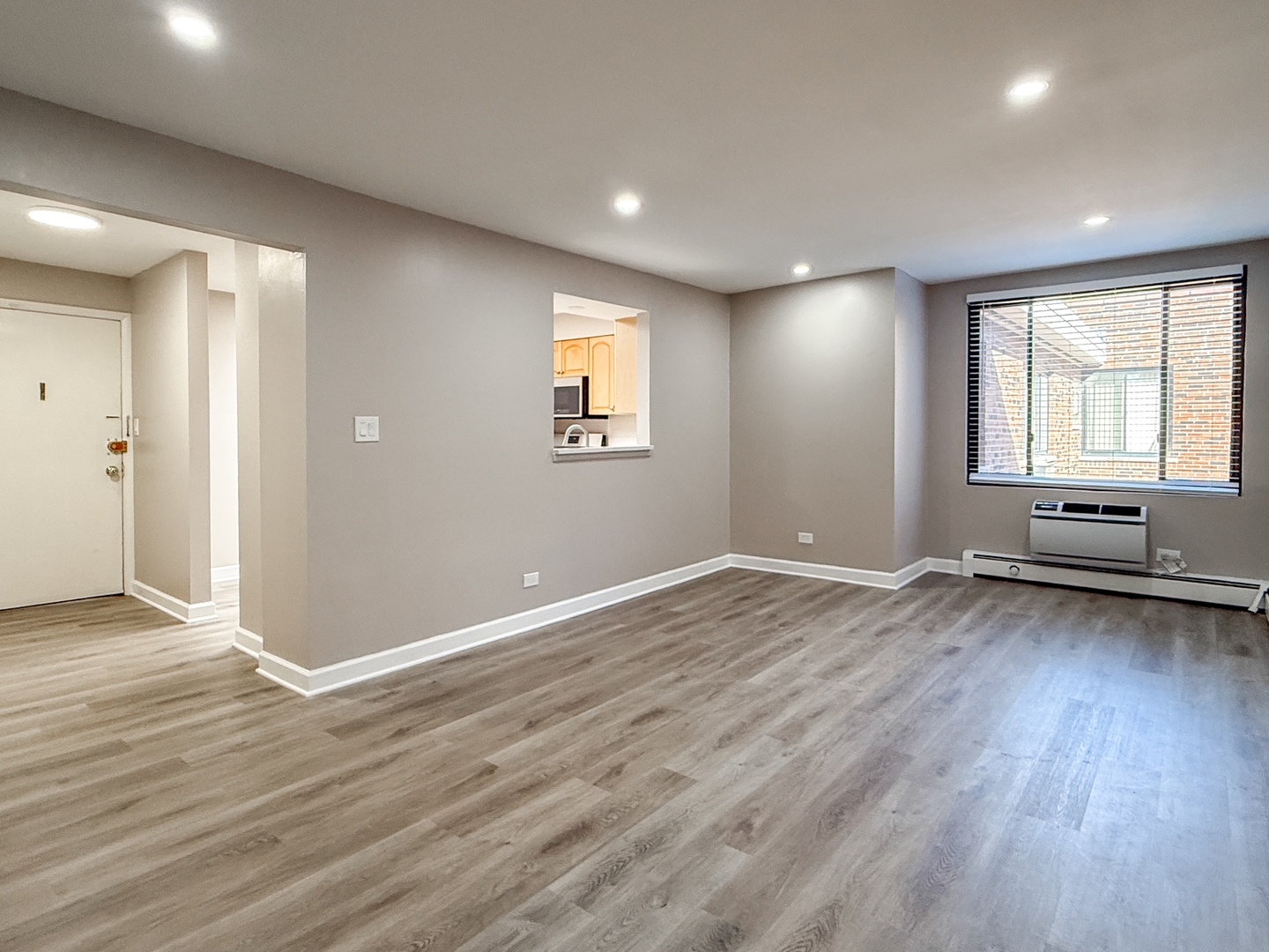 2336 N Commonwealth Avenue 406