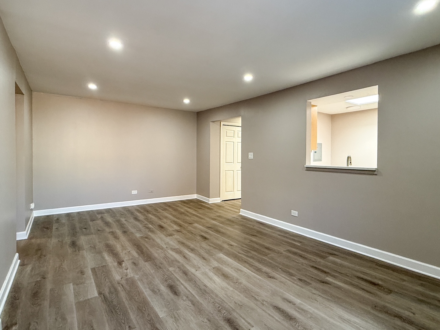 2336 N Commonwealth Avenue 406