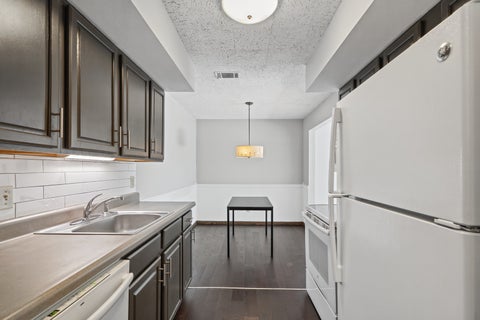Tiny photo for 1004 E Harding Drive #201, Urbana, IL 61801 (MLS # 12781055)