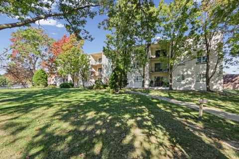 Tiny photo for 1004 E Harding Drive #201, Urbana, IL 61801 (MLS # 12781055)