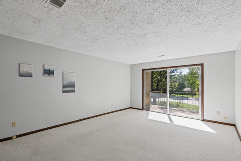 Tiny photo for 1004 E Harding Drive #201, Urbana, IL 61801 (MLS # 12781055)