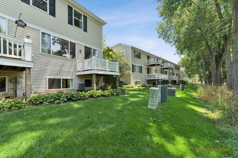 Tiny photo for 4349 Waters Edge Drive, Island Lake, IL 60042 (MLS # 12696946)
