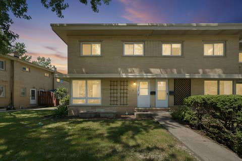 Photo of 1220 N Wheeling Road, Mount Prospect, IL 60056 (MLS # 12719756)