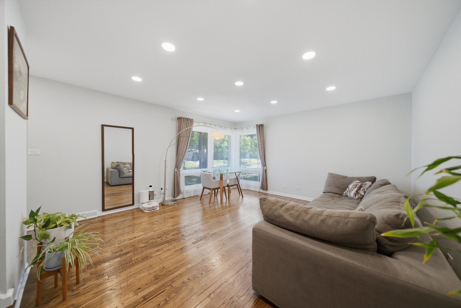 1220 N Wheeling Road