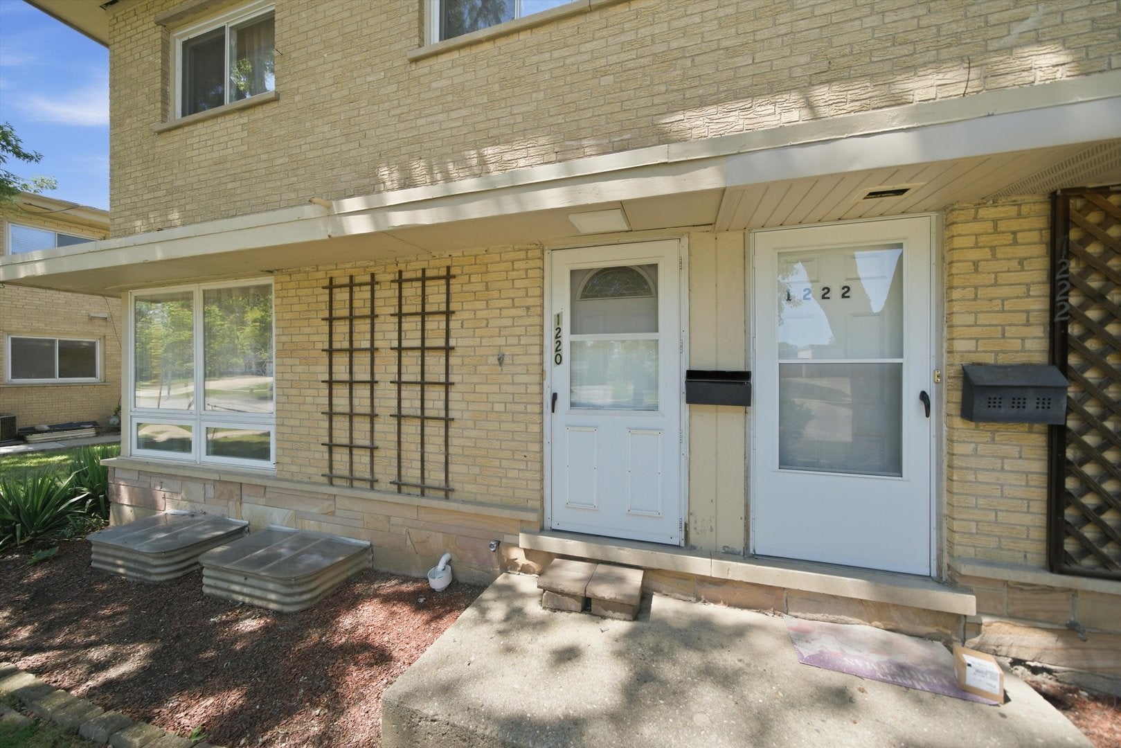 1220 N Wheeling Road