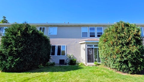 Tiny photo for 425 N Carlisle Court, Round Lake, IL 60073 (MLS # 12795328)