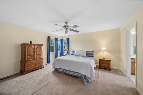 Tiny photo for 5204 Chokeberry Drive, Naperville, IL 60564 (MLS # 12592173)