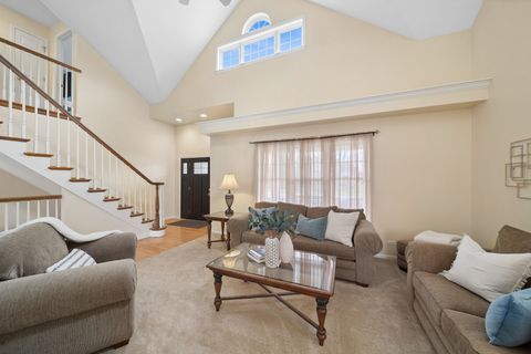 Tiny photo for 5204 Chokeberry Drive, Naperville, IL 60564 (MLS # 12592173)
