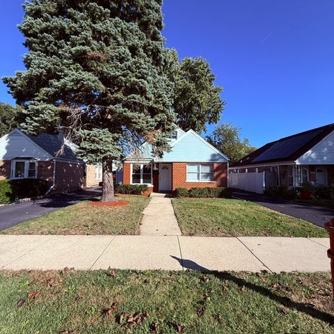 Tiny photo for 521 53rd Avenue, Bellwood, IL 60104 (MLS # 12788980)
